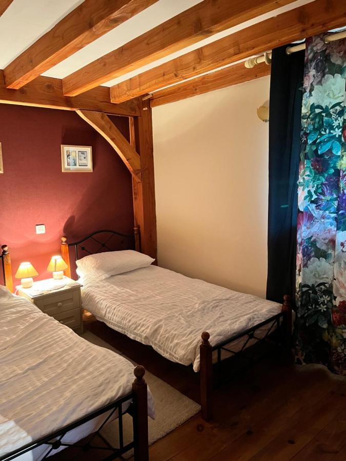 Chez Jallot - Upper Gite Vidaillat Exteriör bild